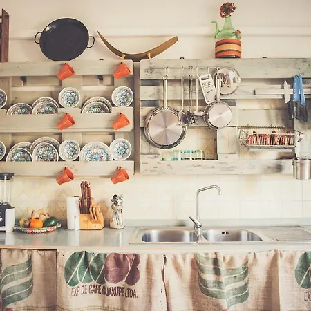 Nomad Bed & Breakfast