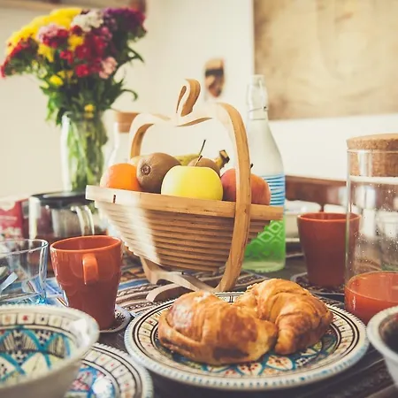 Bed & Breakfast Nomad