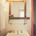 Nomad فندق مبيت وإفطار 3*