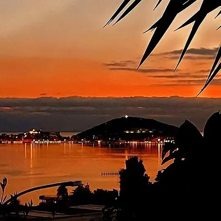 Bed & Breakfast Nomad