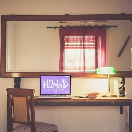 Bed & Breakfast Nomad