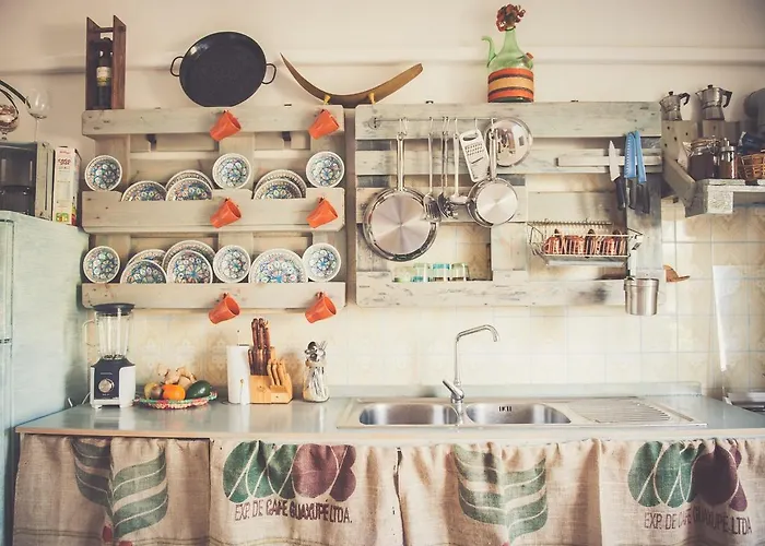 Nomad Bed and Breakfast