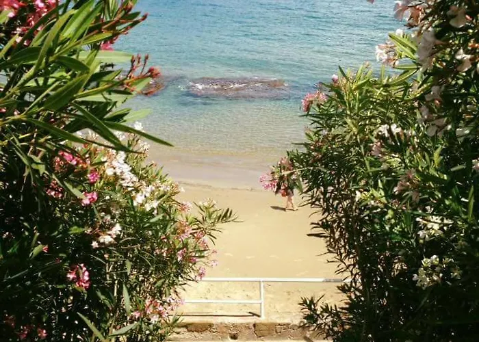 Bed & Breakfast Nomad 3*